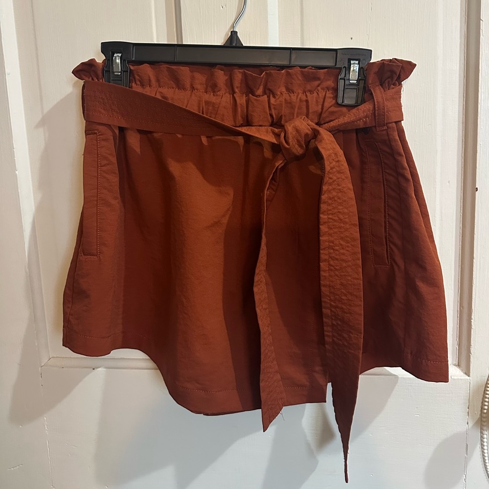 Calia Carrie Underwood Journey Collection High-Rise
Paperbag Skort Rust Size S